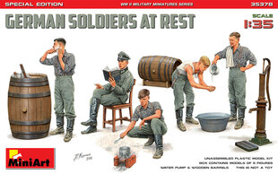 Liimattava pienoismalli MiniArt 35378 GERMAN SOLDIERS AT REST. SPECIAL EDITION 1/35 hinta ja tiedot | Koottavat pienoismallit | hobbyhall.fi