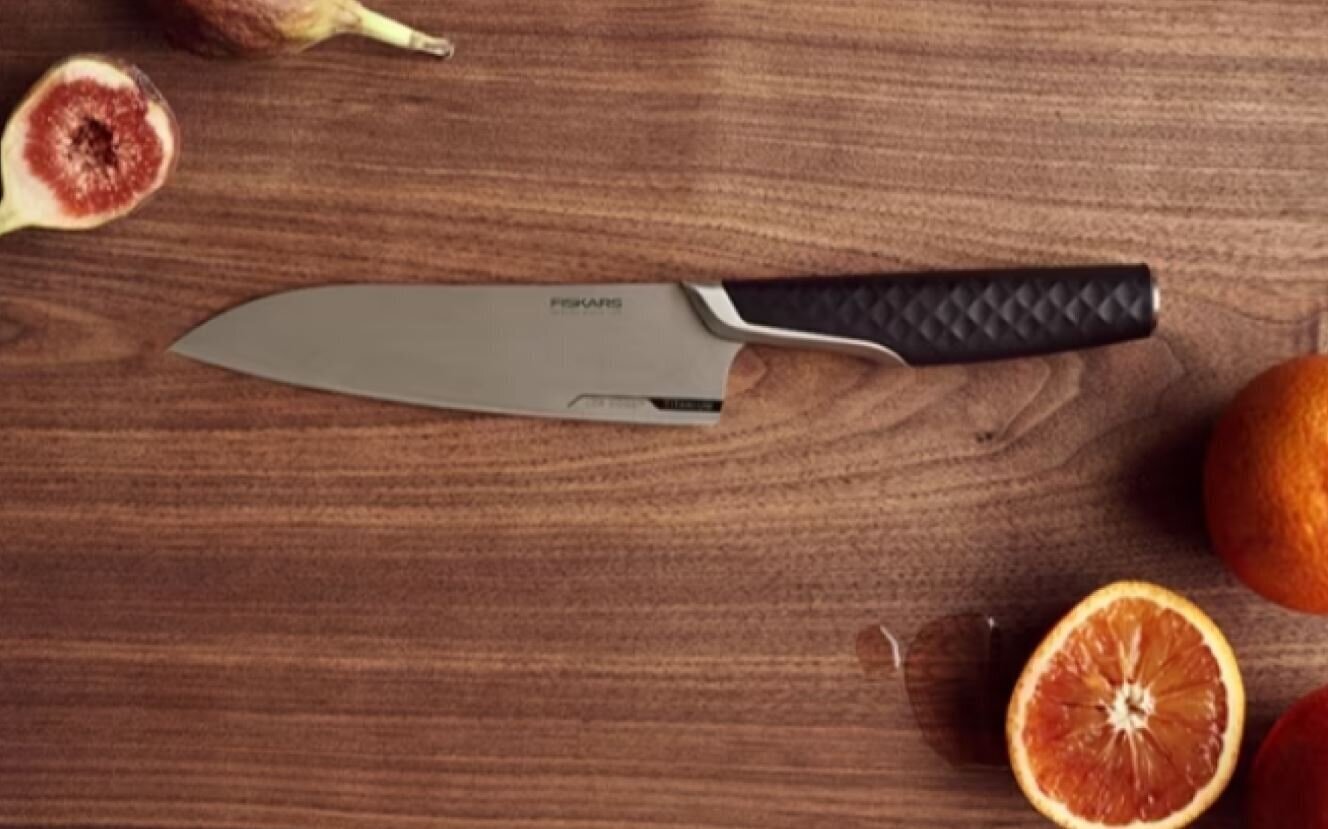 Fiskars Titanium kokkiveitsi, 16 cm hinta ja tiedot | Veitset ja tarvikkeet | hobbyhall.fi