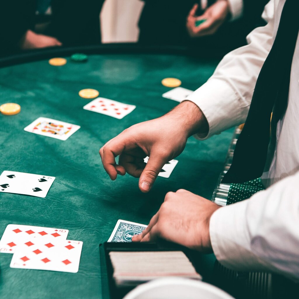 Pokerisetti Springos, 200 kpl. hinta ja tiedot | Korttipelit, pokeri | hobbyhall.fi