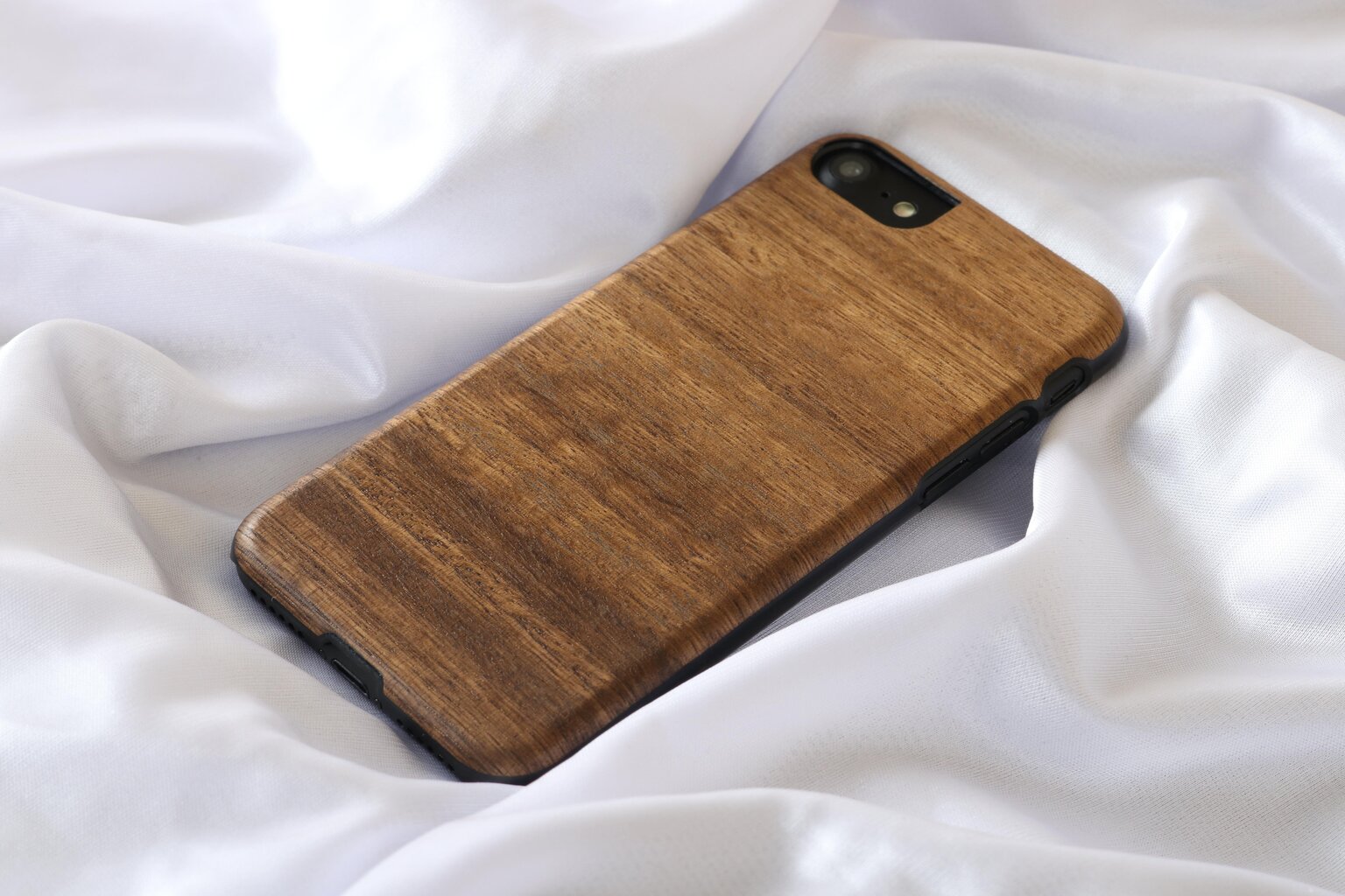 MAN&WOOD suojakuori Apple iPhone 7/8 - Koala Black hinta ja tiedot | Puhelimen kuoret ja kotelot | hobbyhall.fi