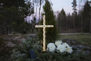 LED-valo koristeristi paristoilla C 1,4W 22x41cm Gravecross 857-10 hinta ja tiedot | Taskulamput ja valonheittimet | hobbyhall.fi