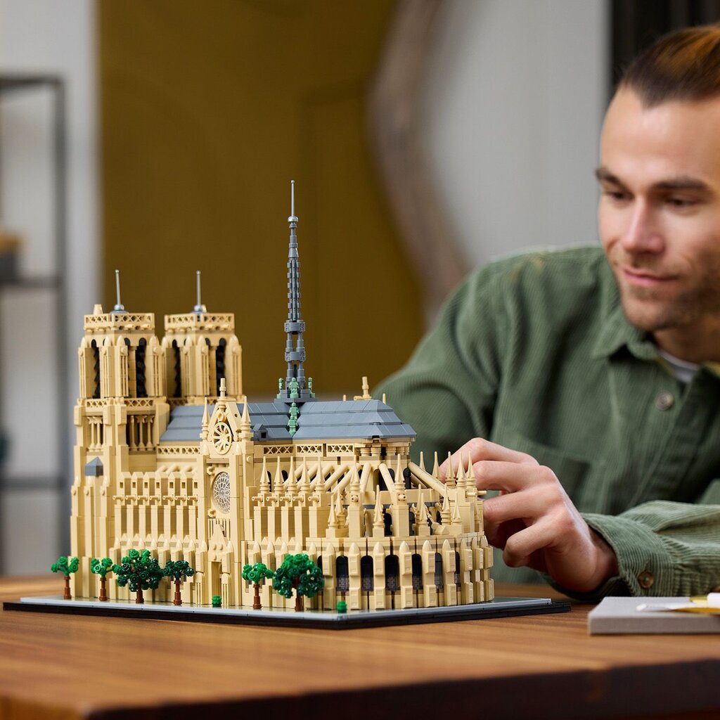 21061 LEGO® Architecture Pariisin Notre-Dame hinta ja tiedot | LEGOT ja rakennuslelut | hobbyhall.fi