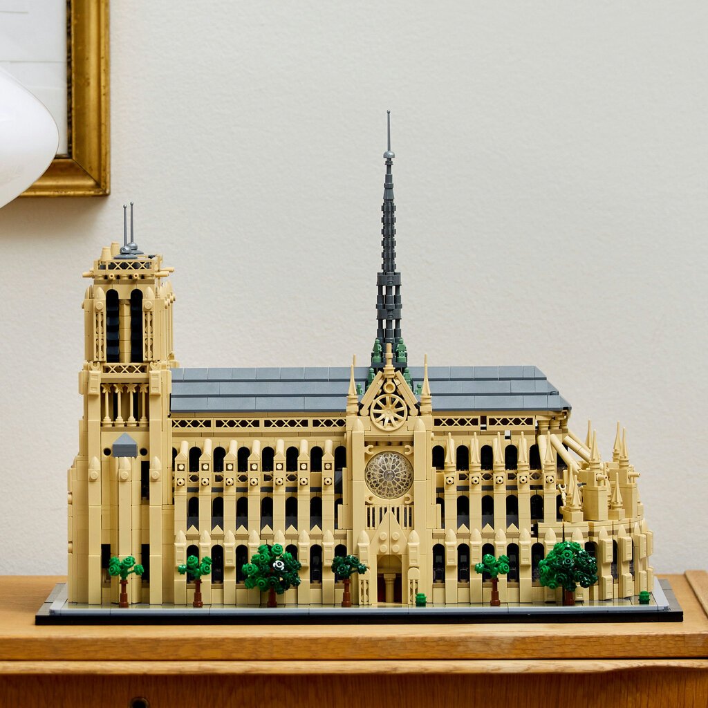 21061 LEGO® Architecture Pariisin Notre-Dame hinta ja tiedot | LEGOT ja rakennuslelut | hobbyhall.fi