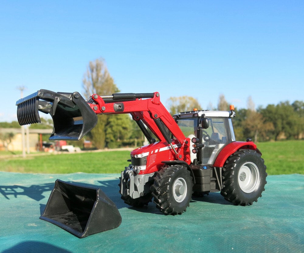 Tomy Massey Ferguson 6616 traktori + kuormain 43082 hinta ja tiedot | Poikien lelut | hobbyhall.fi