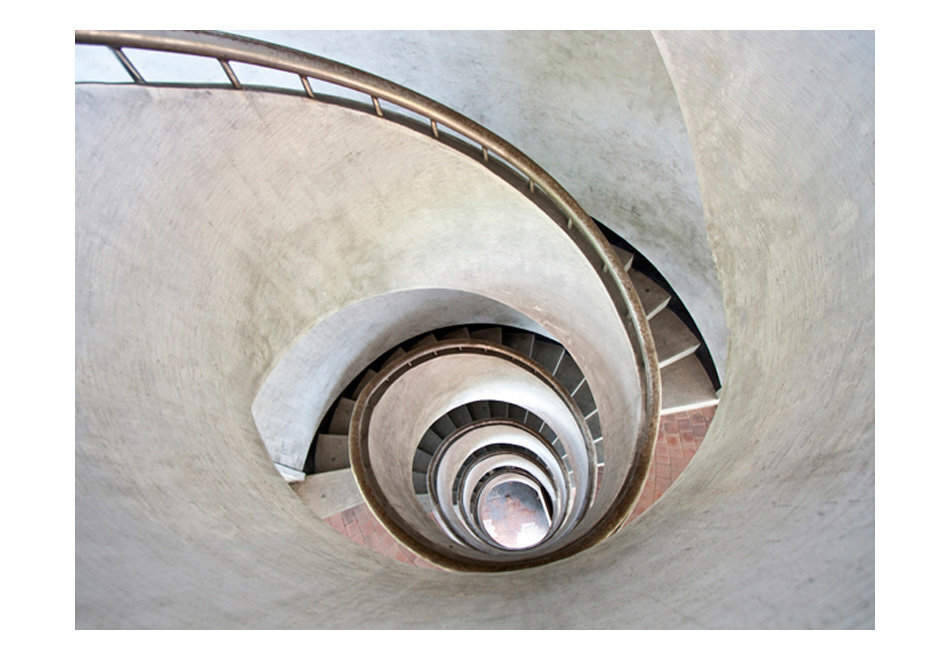 Valokuvatapetti - White spiral stairs 400x309 cm hinta ja tiedot | Valokuvatapetit | hobbyhall.fi