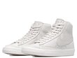 W blazer mid 77 nike naiset white dq7572001 DQ7572001 hinta ja tiedot | Naisten urheilu- ja vapaa-ajan kengät | hobbyhall.fi