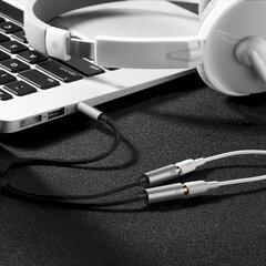 Kuulokkeiden jakaja, Ugreen, 3,5 mm, mini jack AUX, stereomikrofoni 20 cm, hopea hinta ja tiedot | Adapterit | hobbyhall.fi