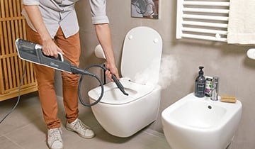 Bolt Vaporetto Style puhdistaa kylpyhuonekalusteet